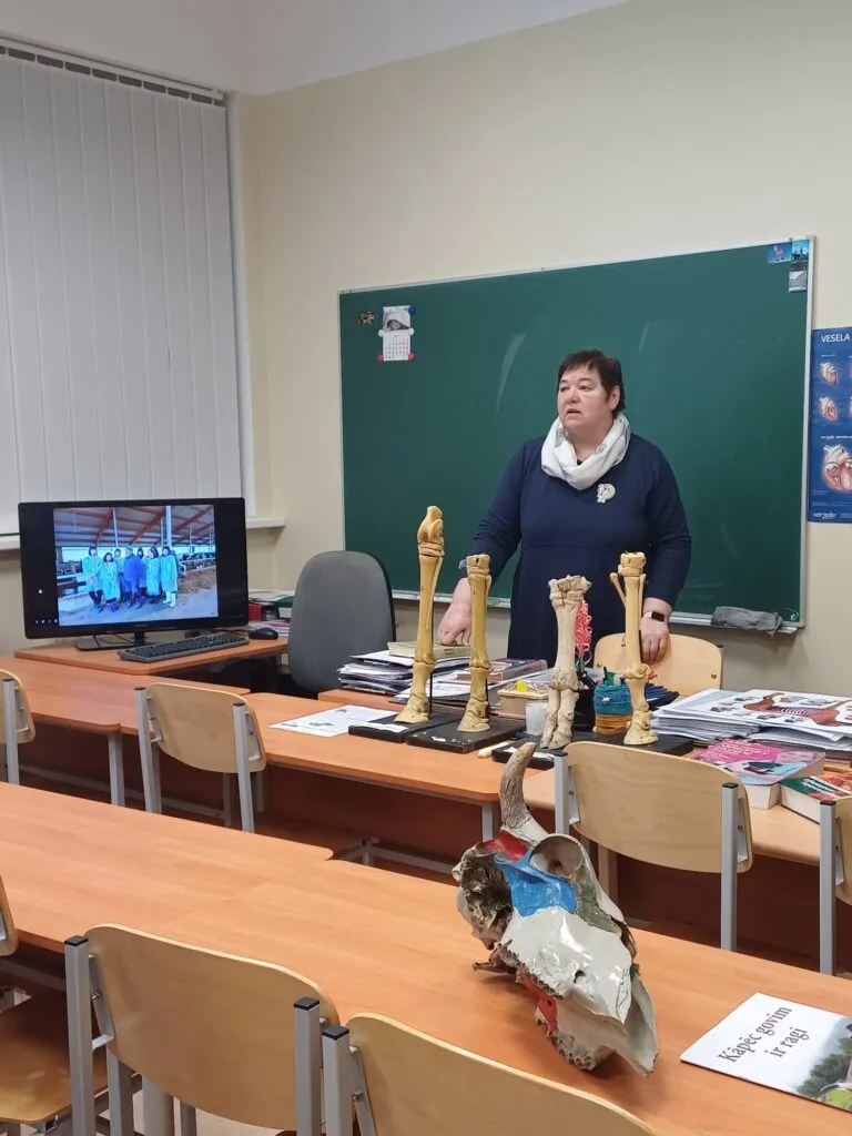 08_Mācību bāze1