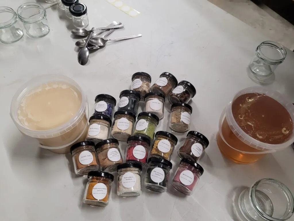 Atskats uz apmācībām par jaunu medus produktu izstrādi